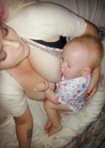natasha keane breastfeeding, photo by husband